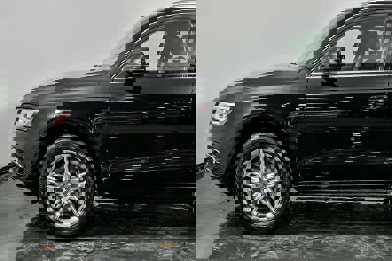 Used 2014 Audi Q5 3.0T Premium Plus image 6