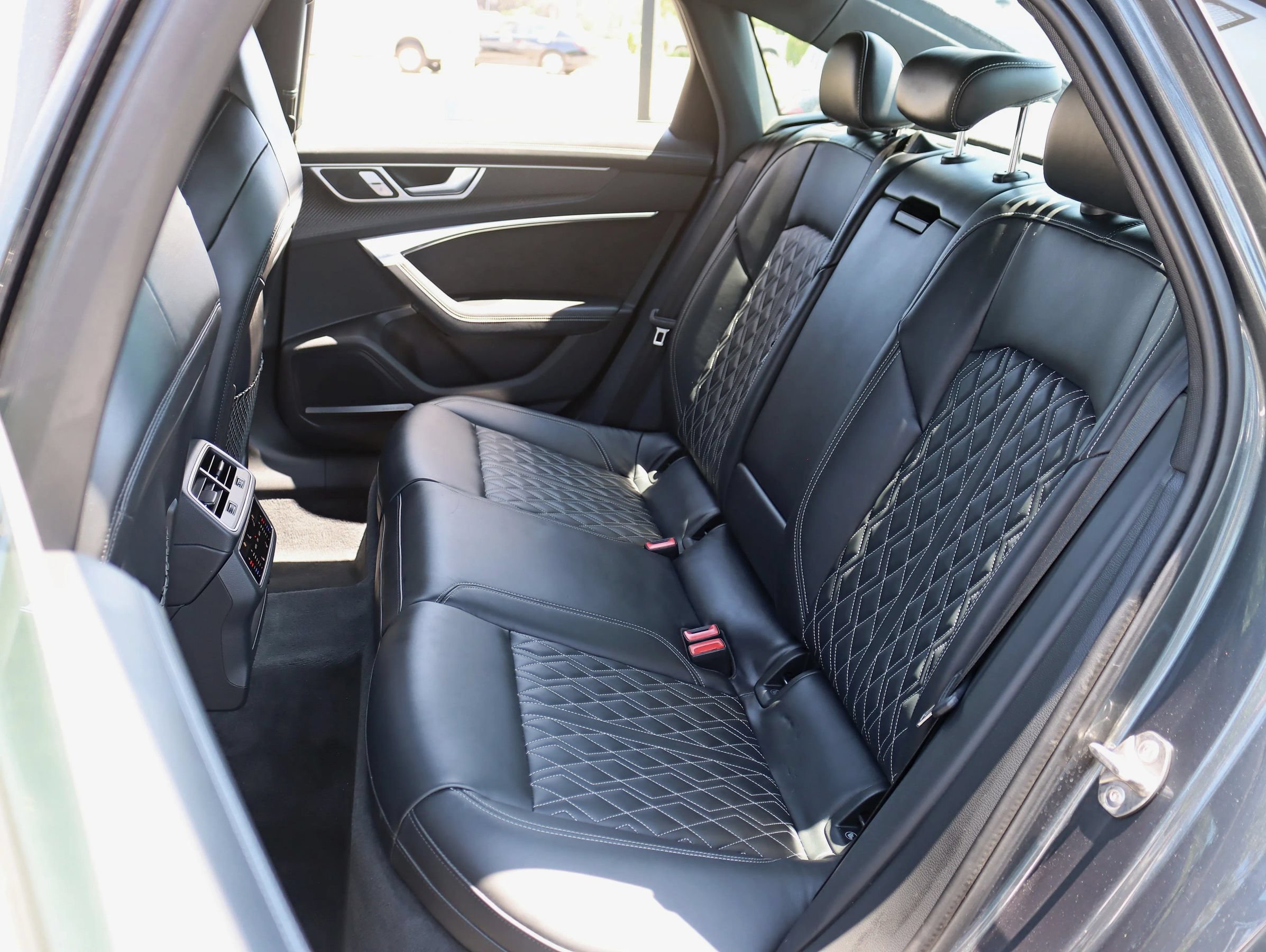 Used 2020 Audi S6 Prestige AWD/4WD image 35