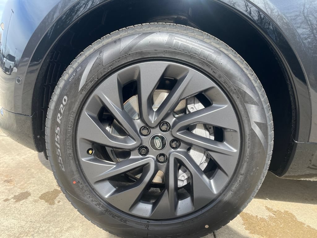 New 2026 Land Rover Discovery Dynamic SE AWD/4WD image 22