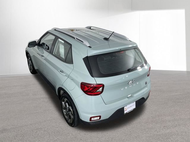 Used 2025 Hyundai Venue SEL FWD image 36