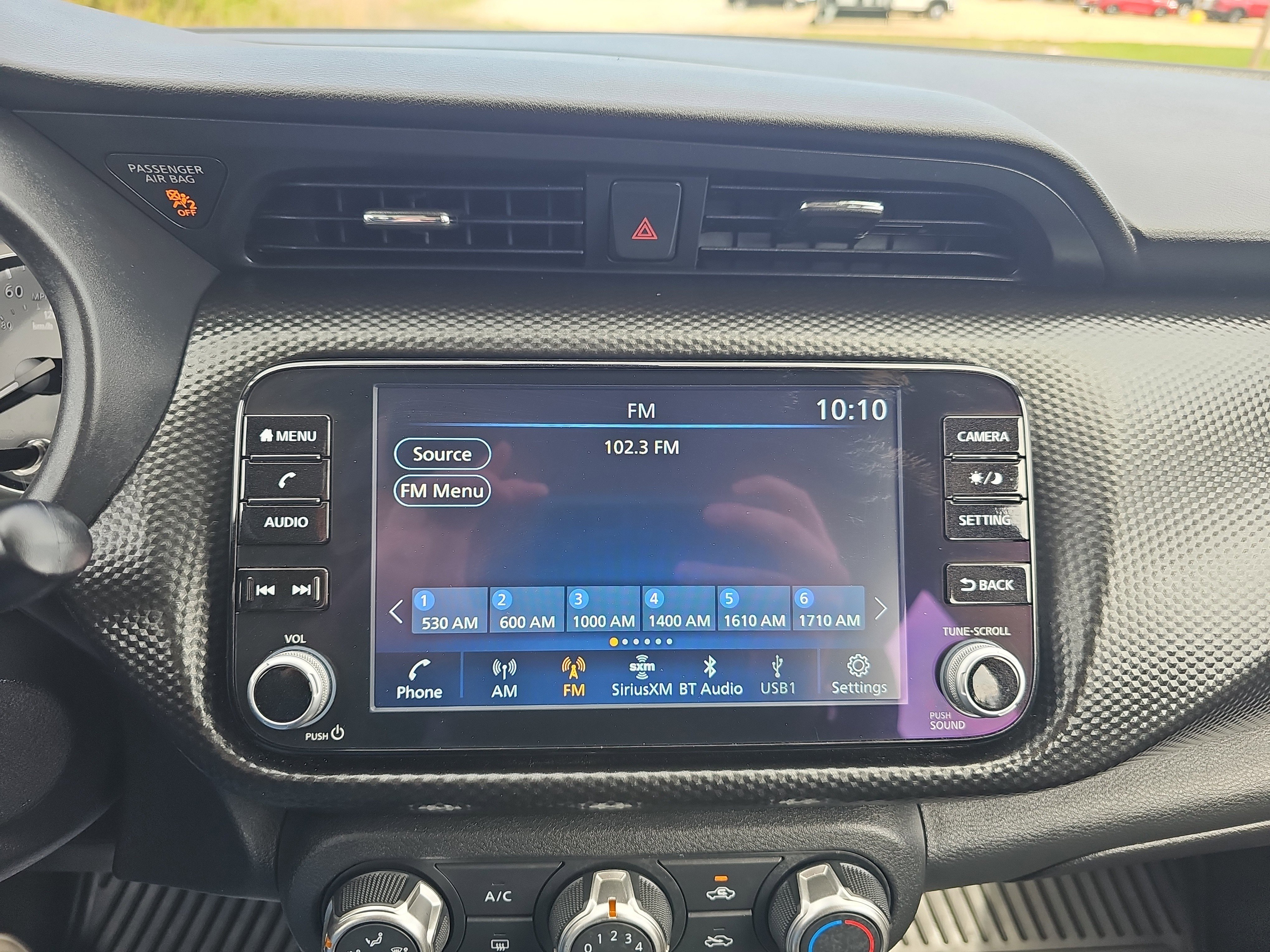 Used 2024 Nissan Kicks SV w/ Exterior Package image 27