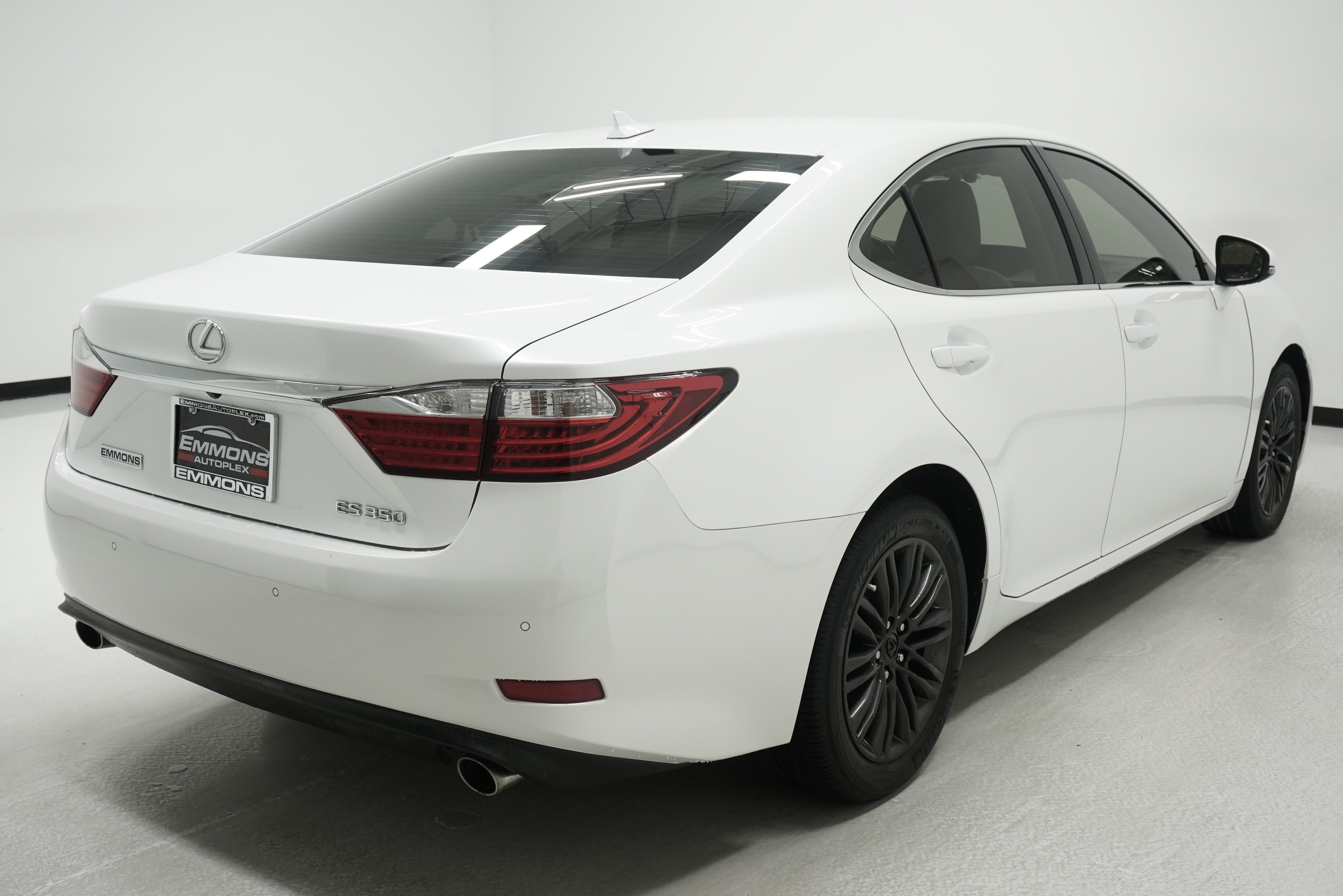 Used 2013 Lexus ES 350 w/ Luxury Pkg FWD image 3