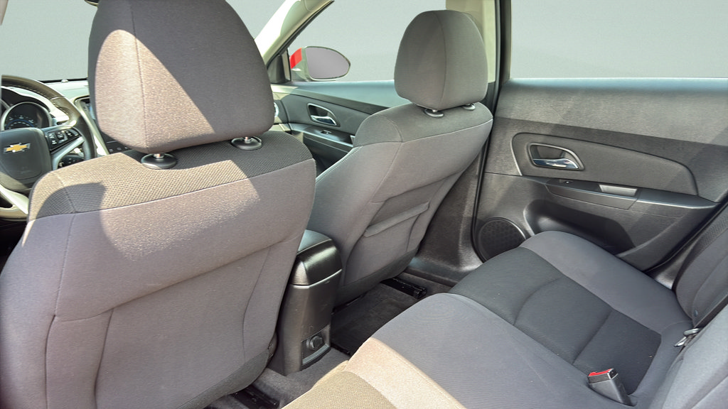 Used 2014 Chevrolet Cruze LT FWD image 23
