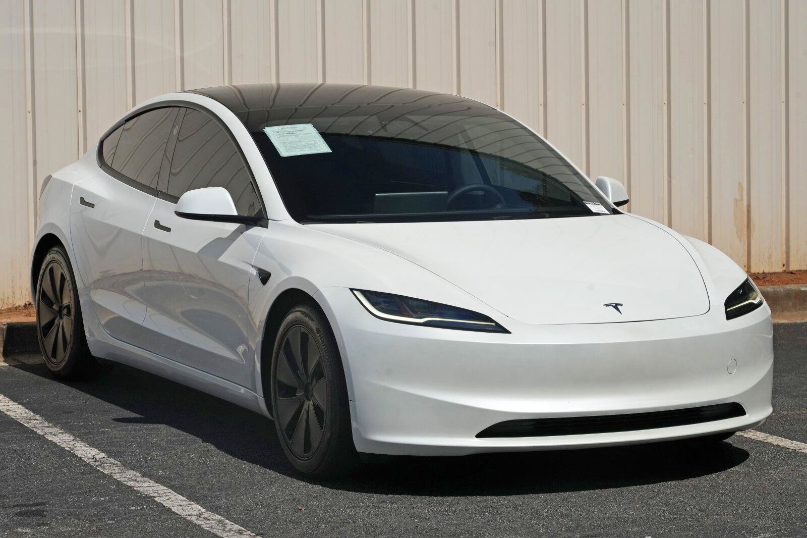 Used 2024 Tesla Model 3 Long Range AWD/4WD image 58