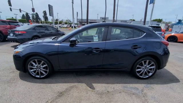 Used 2018 MAZDA MAZDA3 Touring image 5