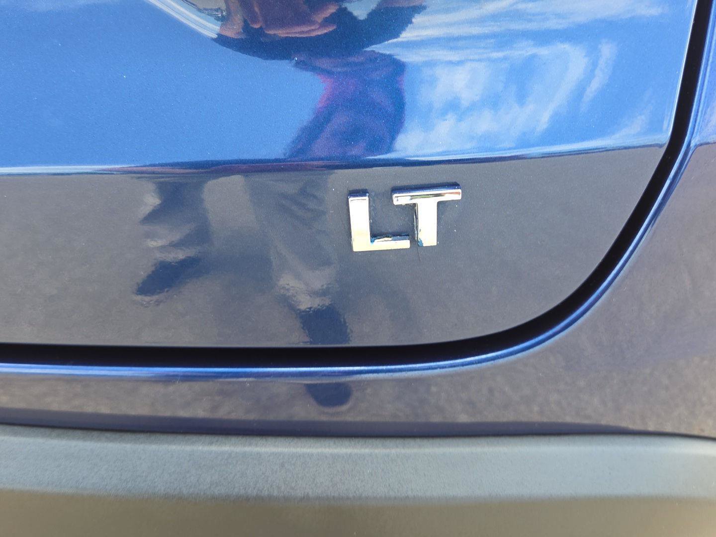 Used 2024 Chevrolet Trax LT w/ LT Convenience Package FWD image 5