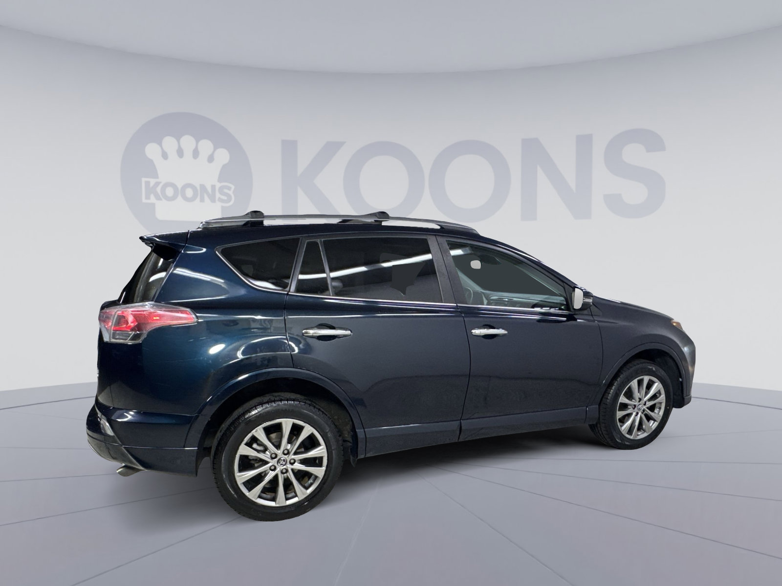 Used 2017 Toyota RAV4 Platinum AWD/4WD image 21