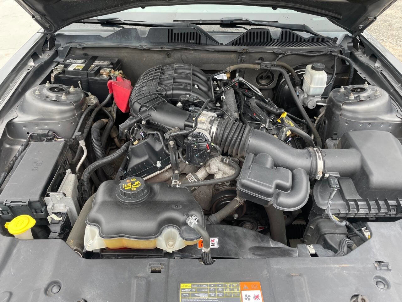 Used 2013 Ford Mustang Premium RWD image 32