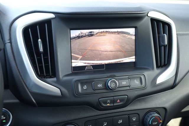 Used 2024 GMC Terrain SLE image 18