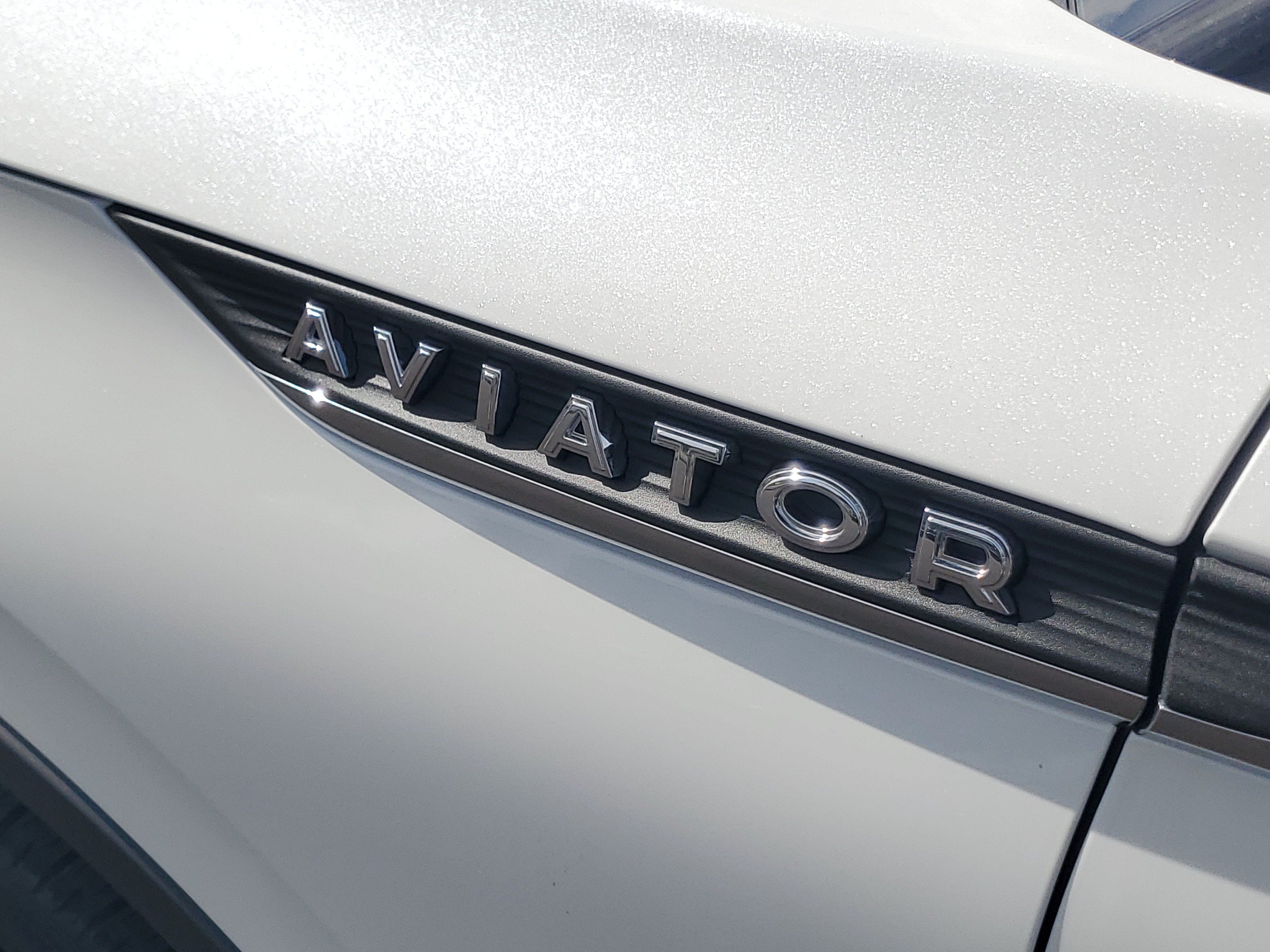 New 2027 Lincoln Aviator Reserve AWD/4WD image 7