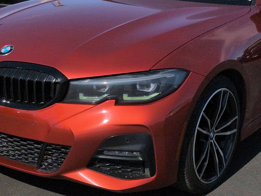 Used 2022 BMW 330i Sedan w/ M Sport Package RWD image 8