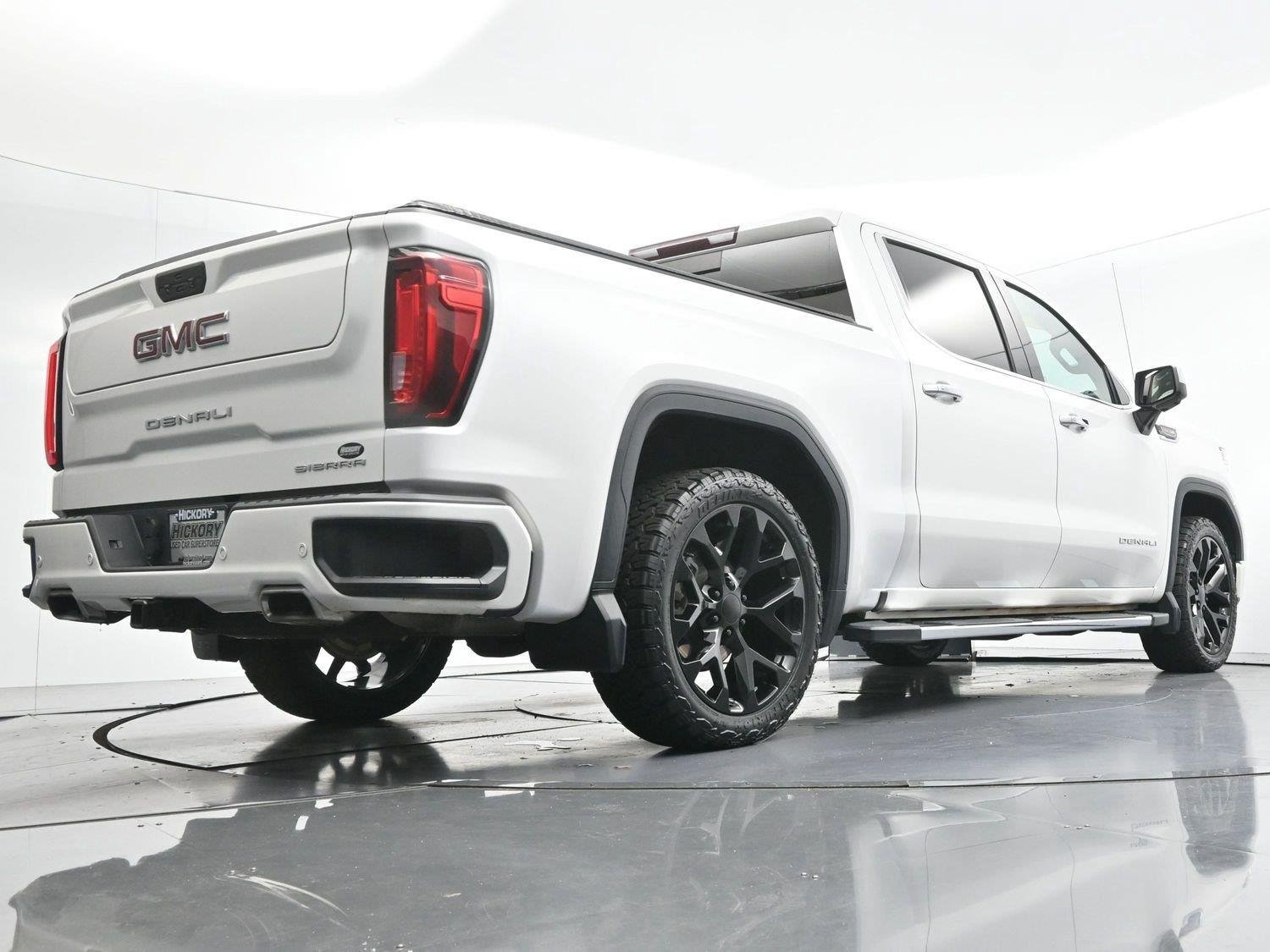 Used 2022 GMC Sierra 1500 Denali w/ Driver Alert Package II AWD/4WD image 47