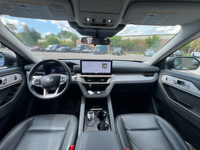 Used 2025 Ford Explorer Active w/ Active Comfort Package AWD/4WD image 21