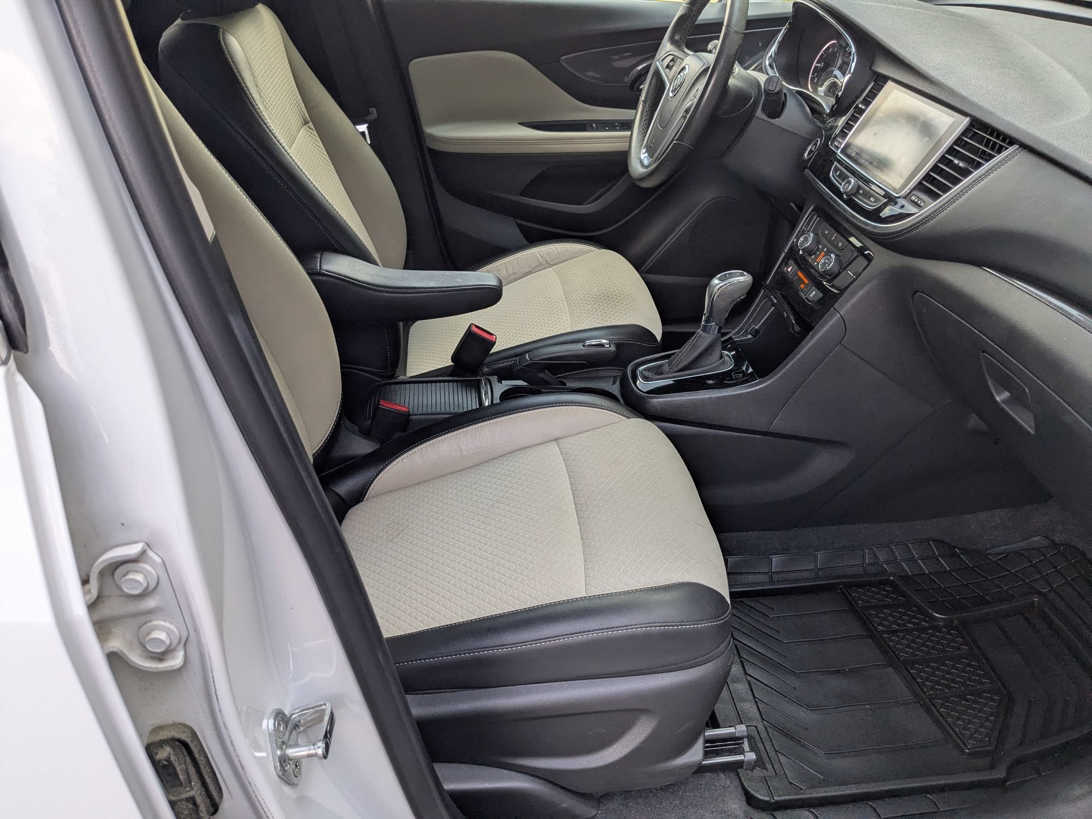 Used 2017 Buick Encore Preferred FWD image 28