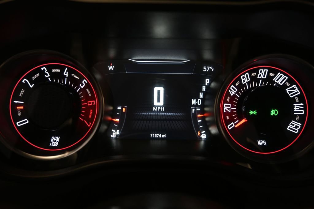 Used 2022 Dodge Challenger R/T RWD image 14
