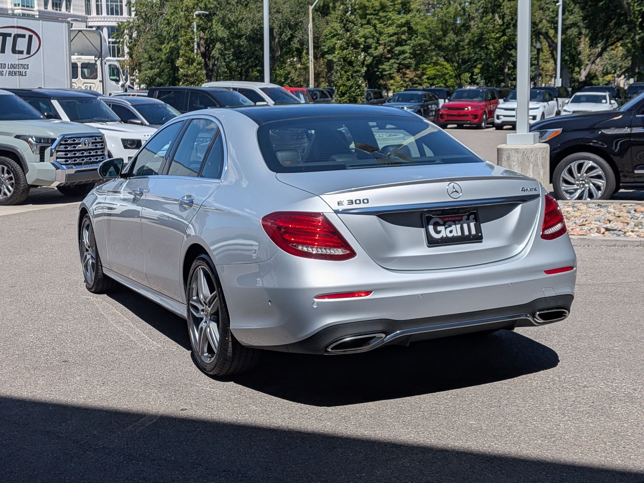 Used 2019 Mercedes-Benz E 300 4MATIC image 5