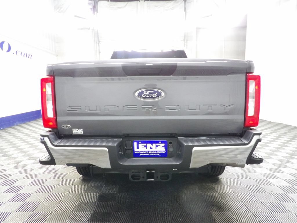 Used 2024 Ford F250 XLT AWD/4WD image 31