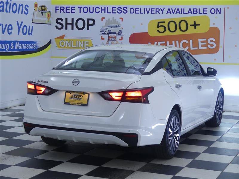 Used 2025 Nissan Altima 2.5 SV FWD image 7