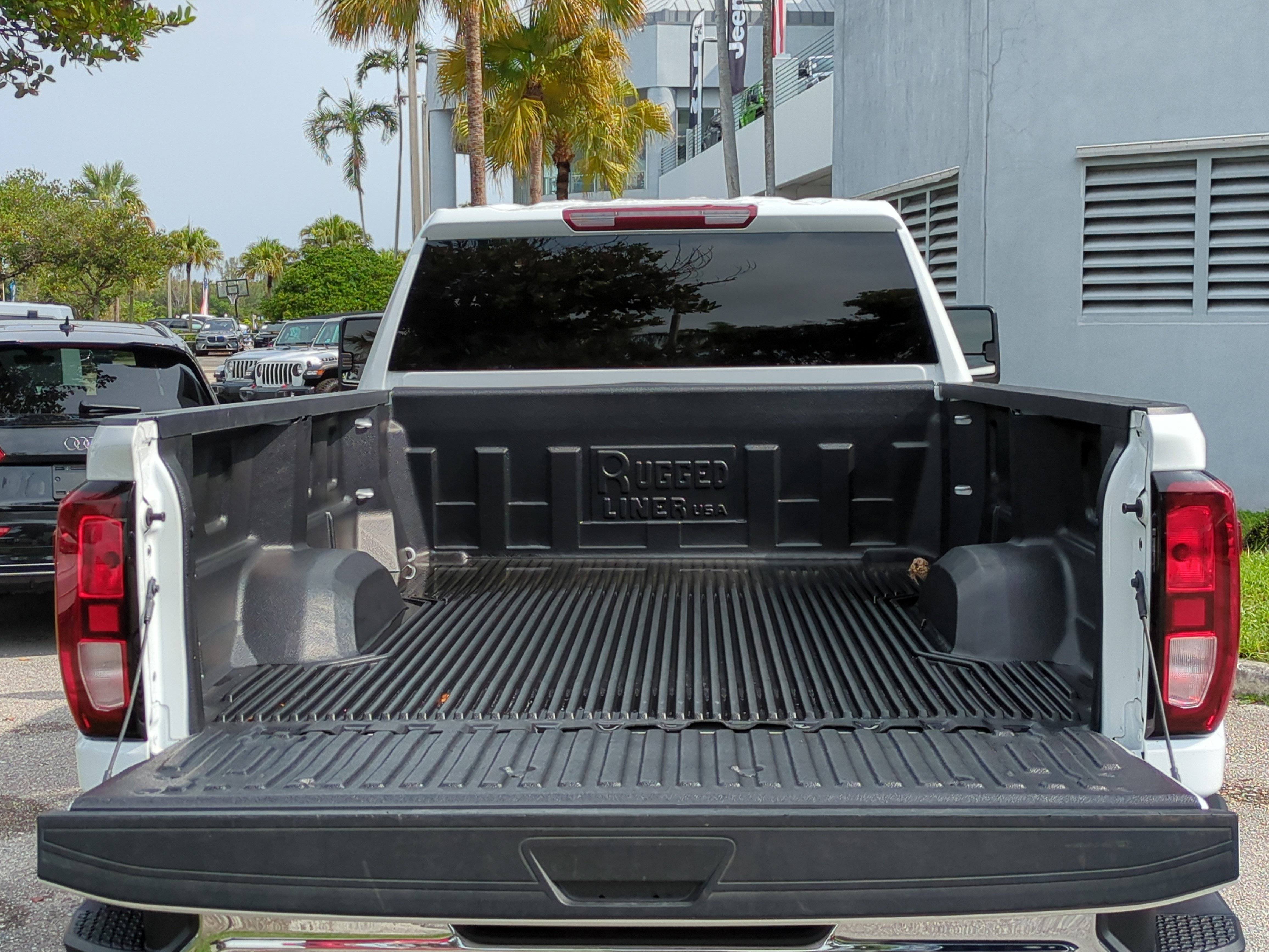 Used 2024 GMC Sierra 2500 Pro w/ Convenience Package image 13