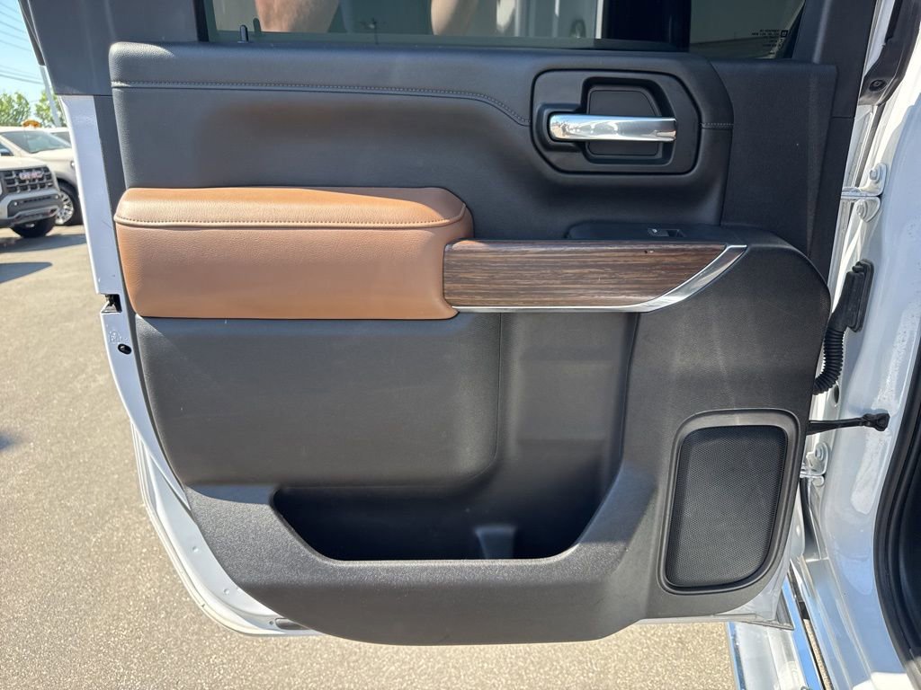 Used 2022 Chevrolet Silverado 3500 High Country w/ Z71 Off-Road Package image 29