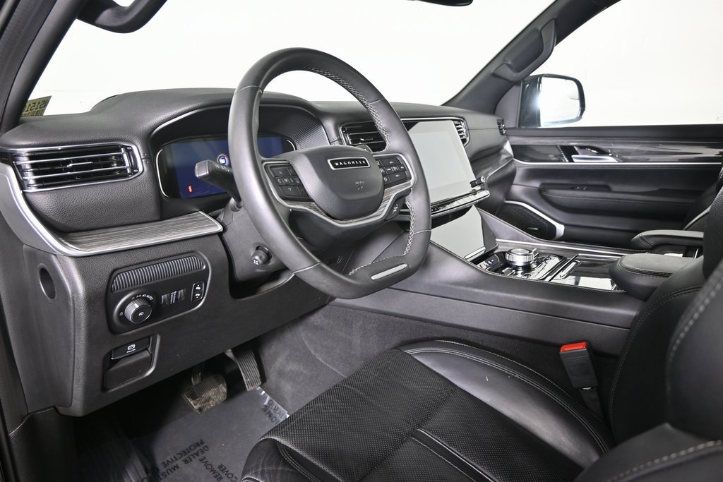 Used 2022 Jeep Wagoneer Series III image 24