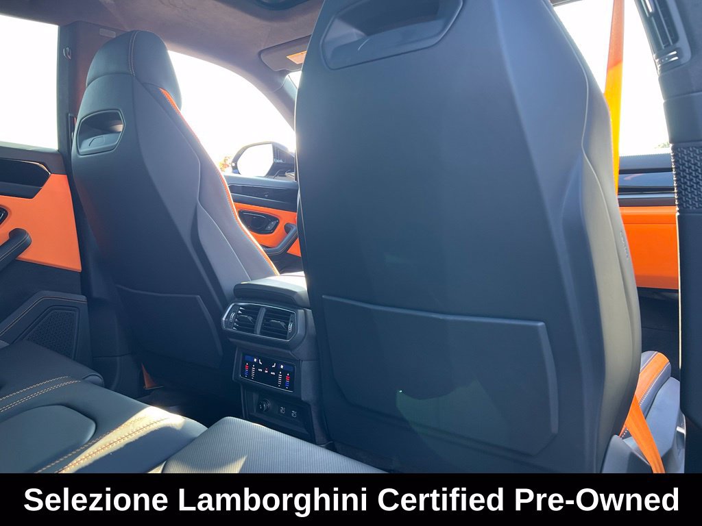Used 2025 Lamborghini Urus SE AWD/4WD image 49