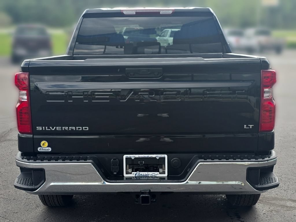 Used 2026 Chevrolet Silverado 1500 LT AWD/4WD image 6