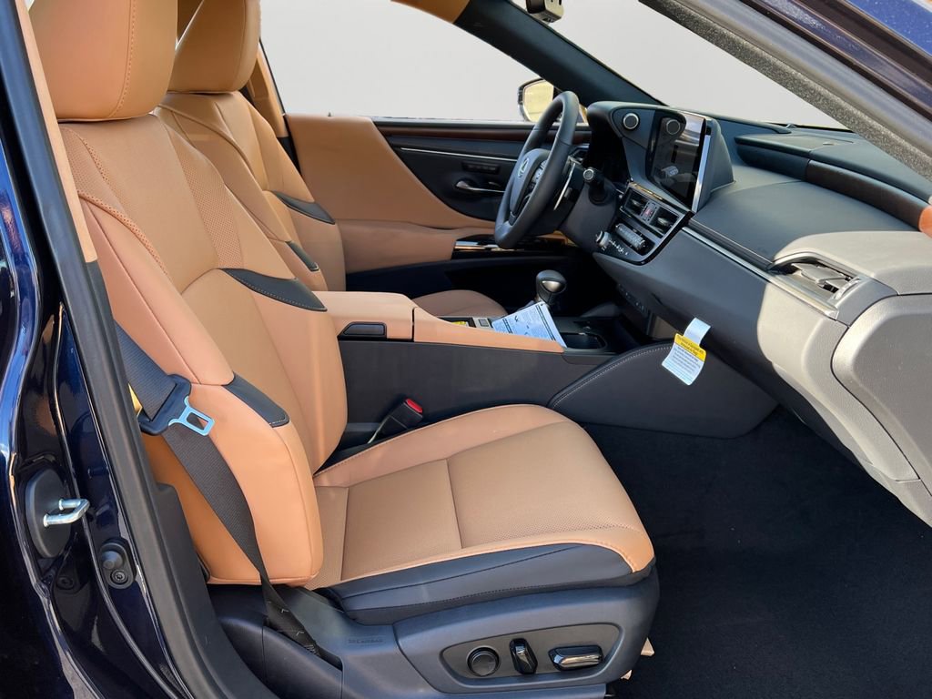 New 2025 Lexus ES 350 w/ Premium Package image 5