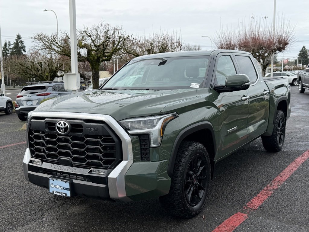 Used 2022 Toyota Tundra Limited image 4