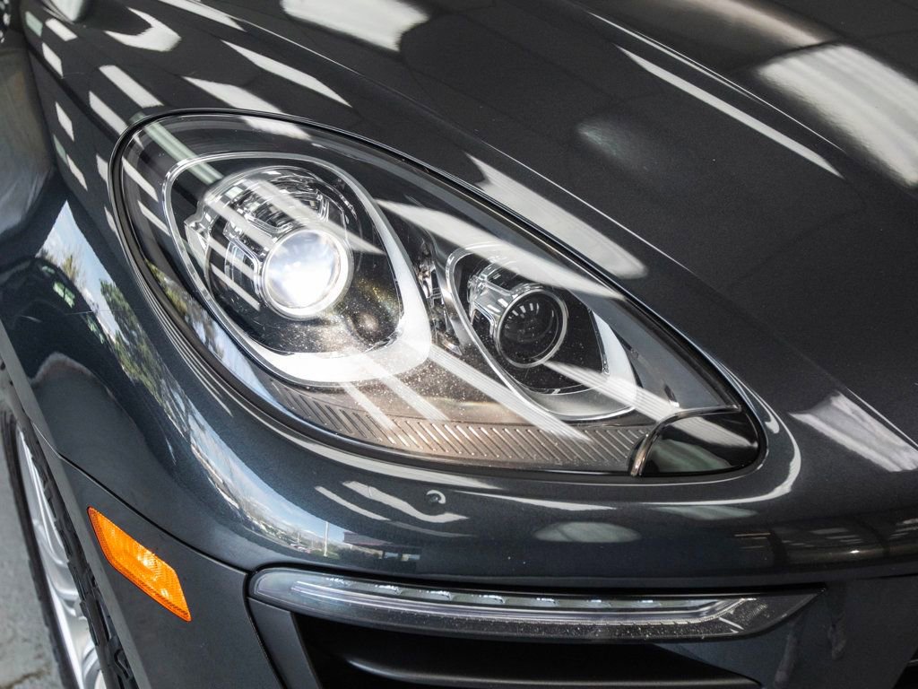 Used 2018 Porsche Macan AWD/4WD image 10
