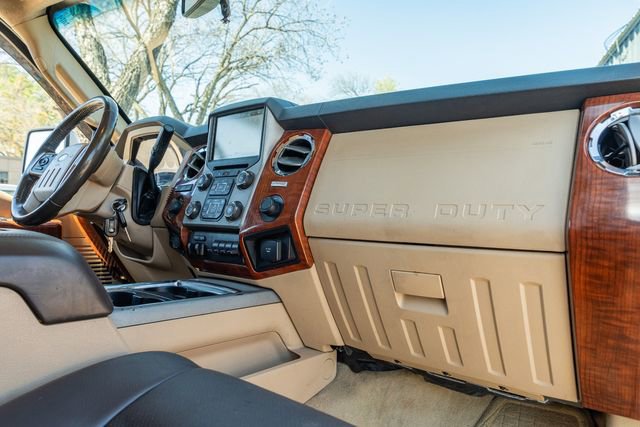 Used 2016 Ford F450 King Ranch w/ King Ranch w/Chrome Package image 47