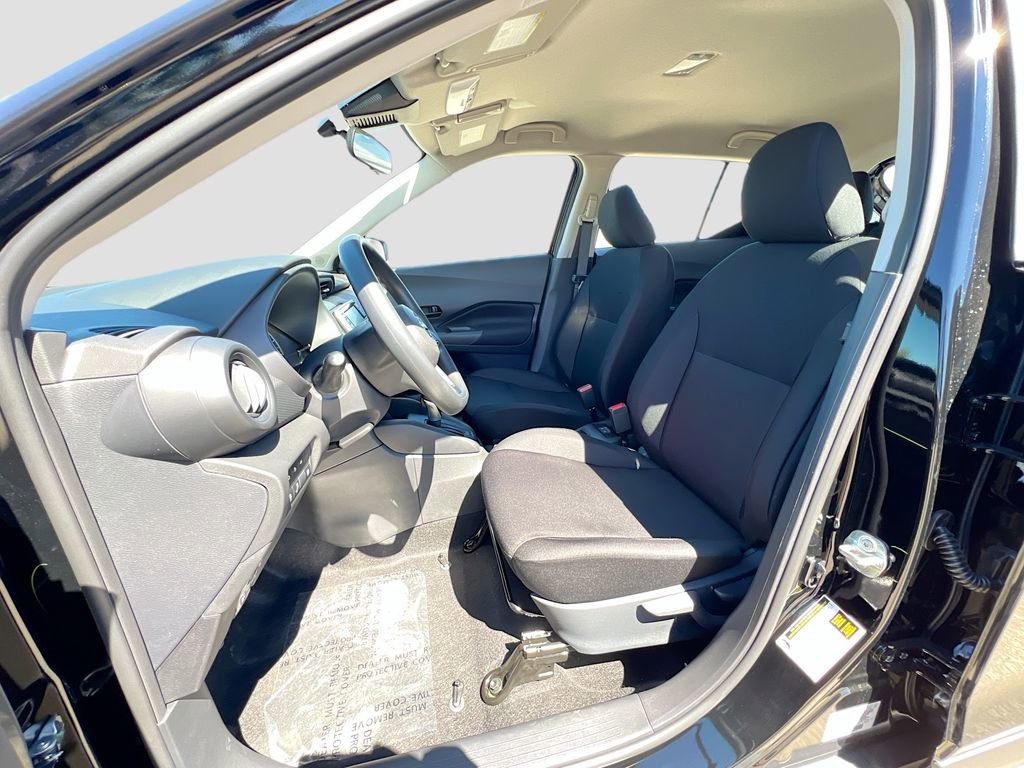 Used 2025 Nissan Kicks Play S FWD image 19