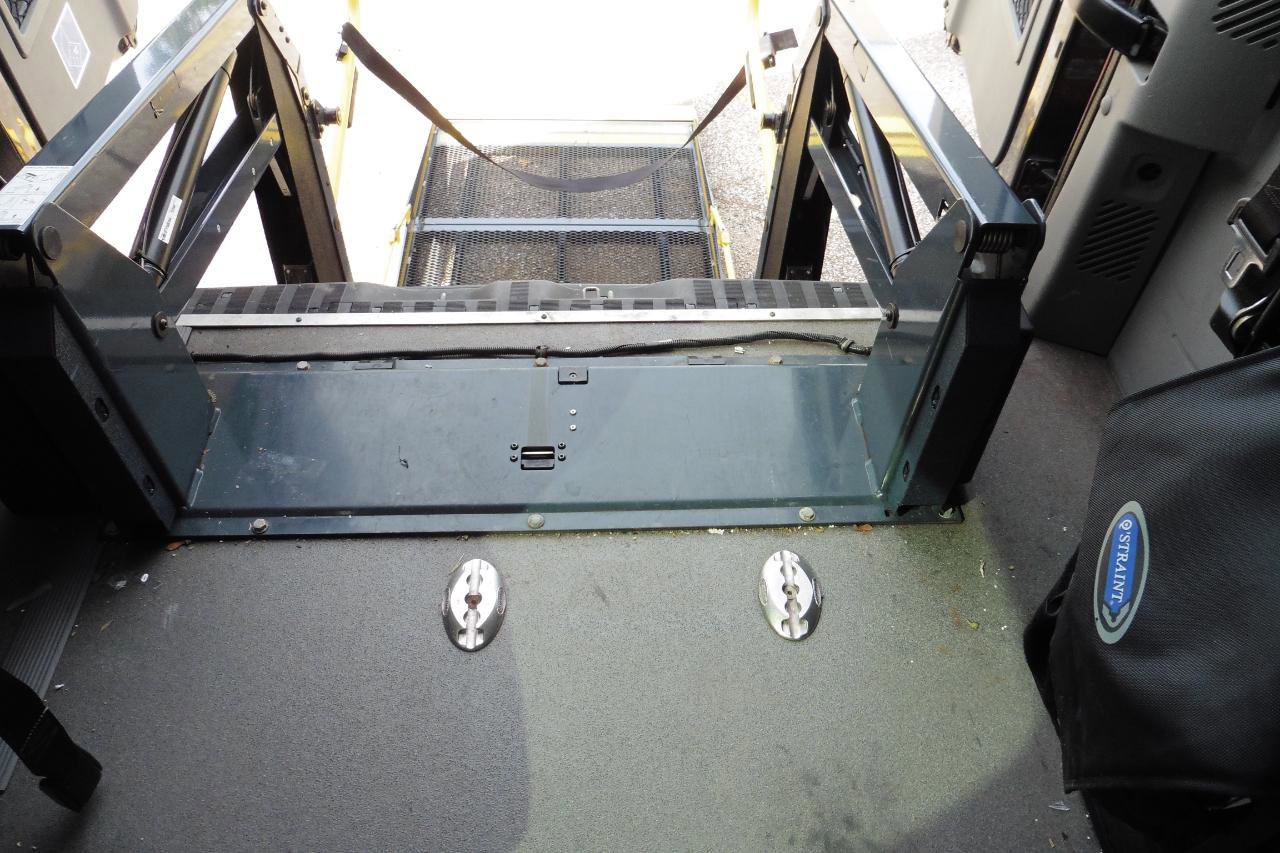 Used 2012 Mercedes-Benz Sprinter 3500 image 39