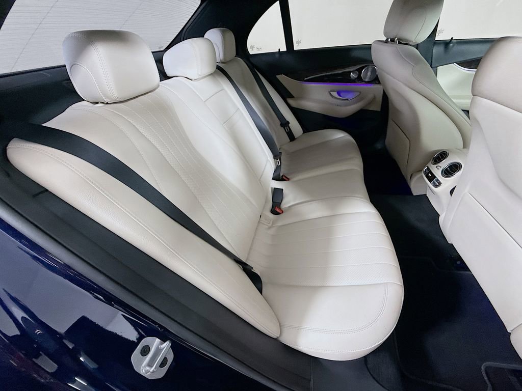 Used 2020 Mercedes-Benz E 350 Sedan image 28
