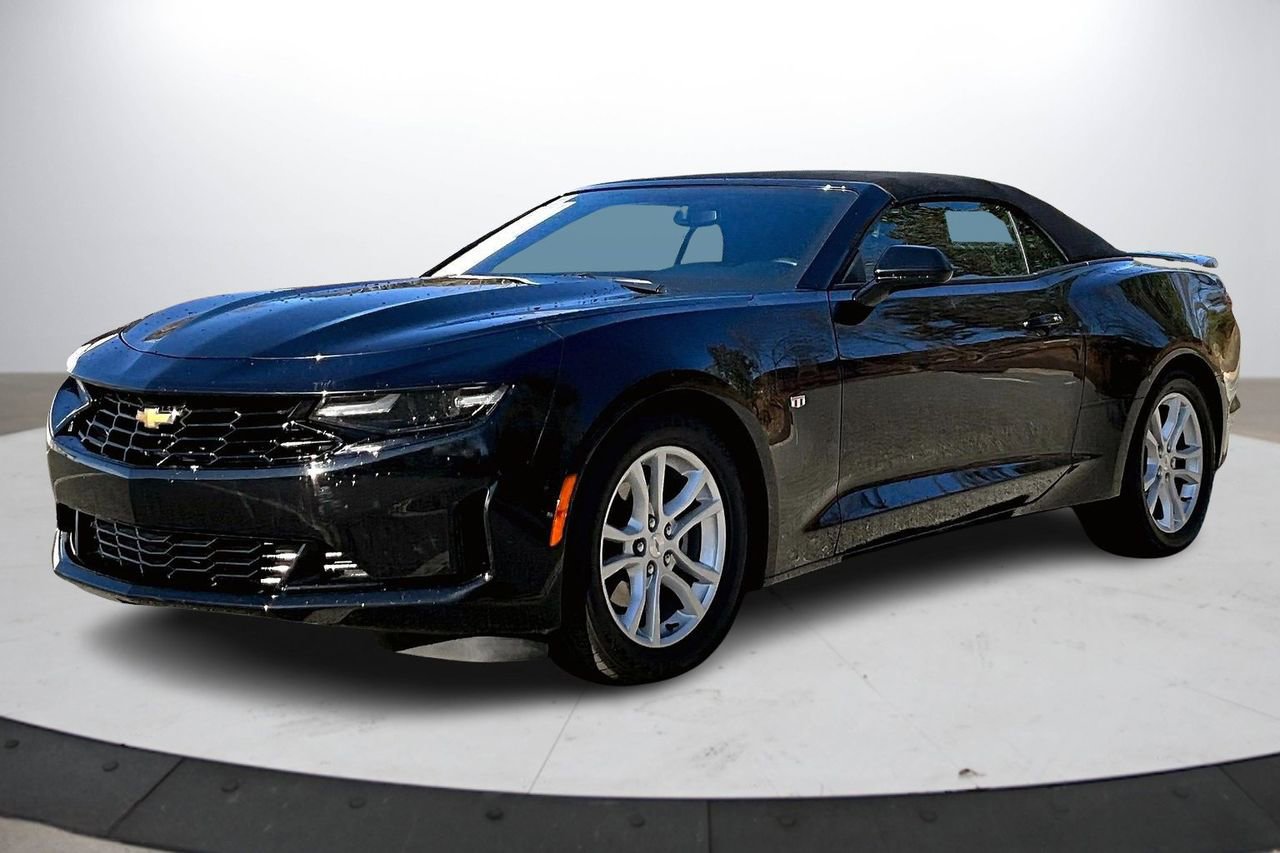 Used 2020 Chevrolet Camaro LT image 4