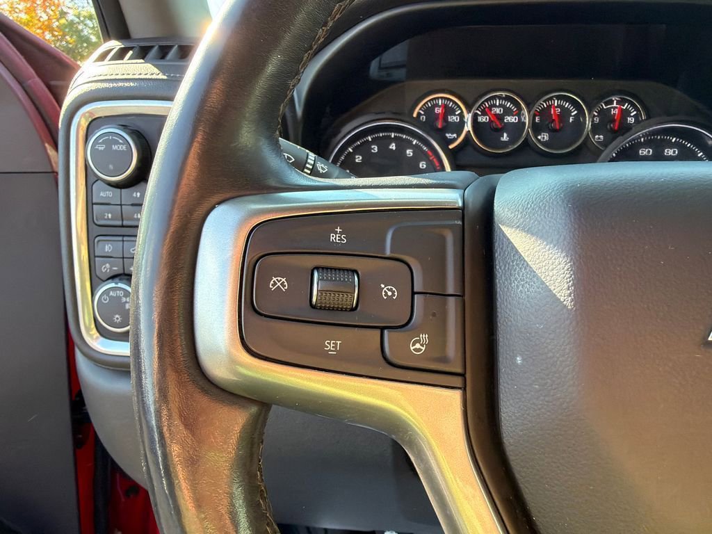 Used 2021 Chevrolet Silverado 1500 RST image 23