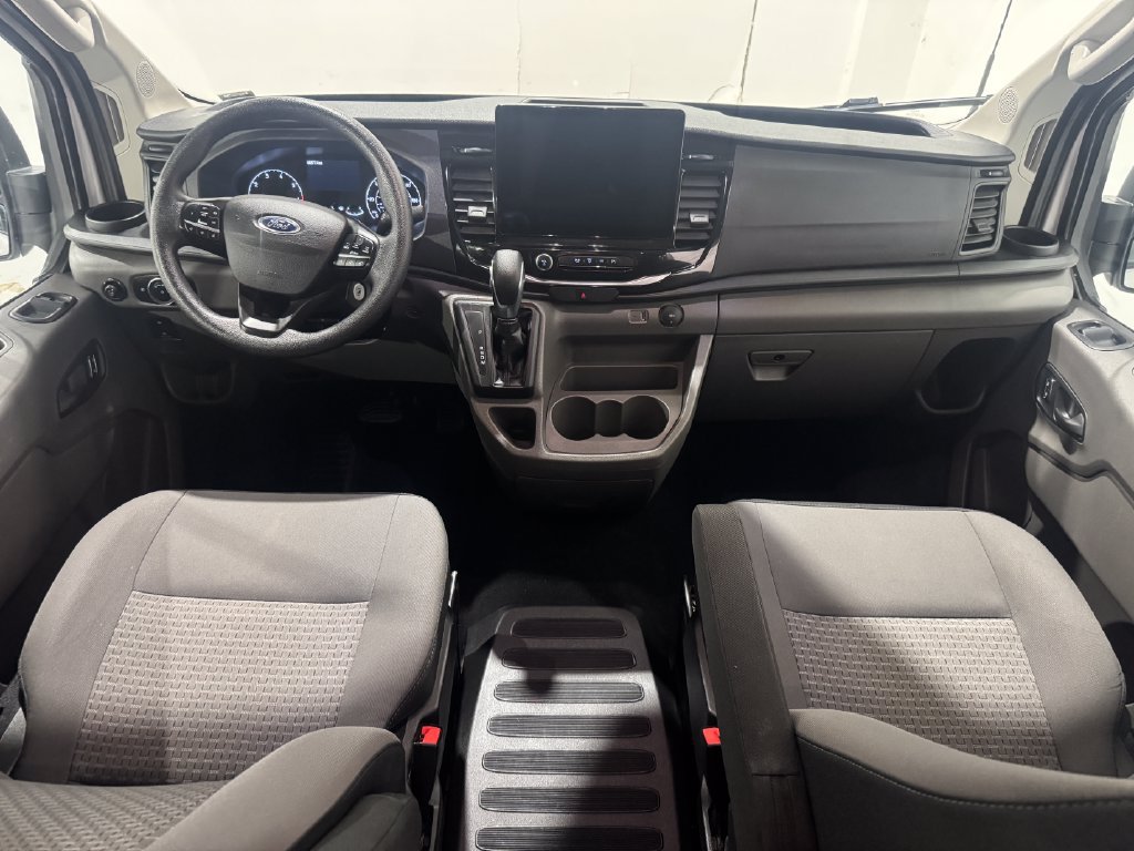 Used 2024 Ford Transit 350 XLT RWD image 26