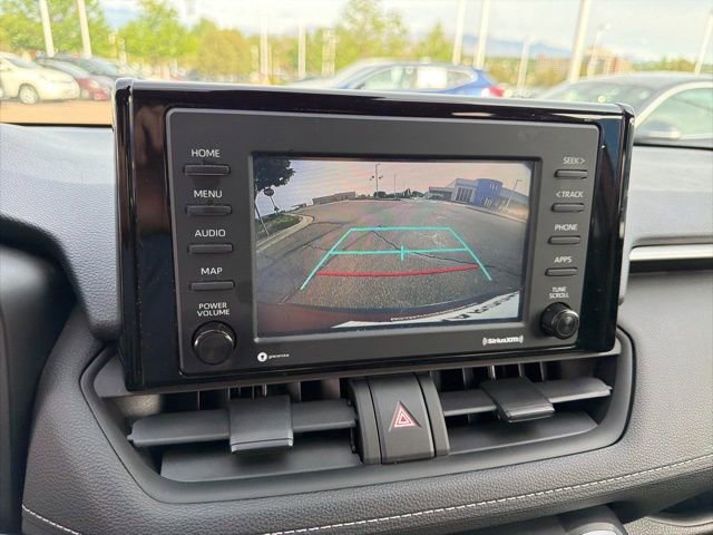 Used 2022 Toyota RAV4 XLE FWD image 10