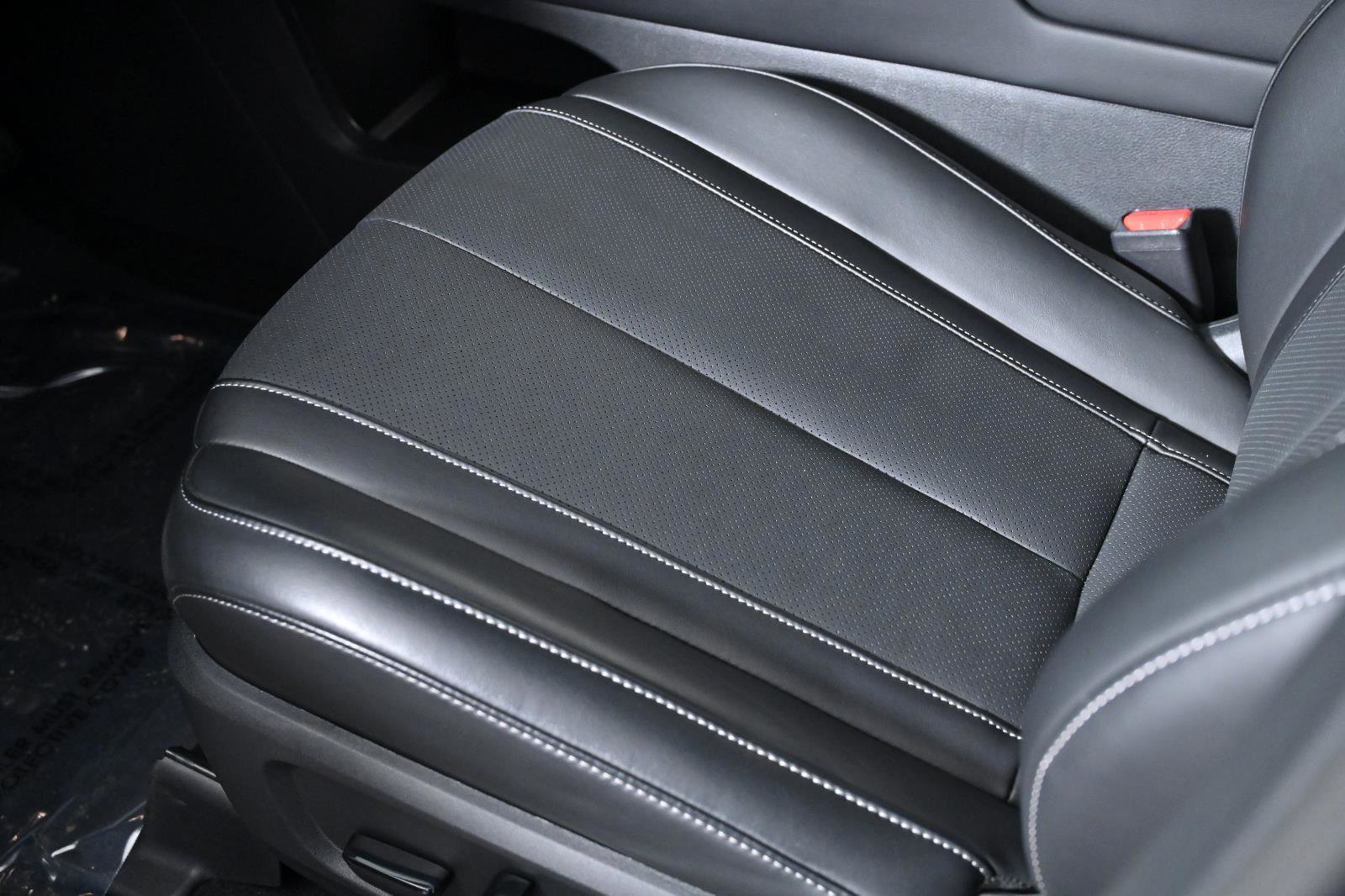 Certified 2026 INFINITI QX60 Luxe w/ Cargo Package image 22