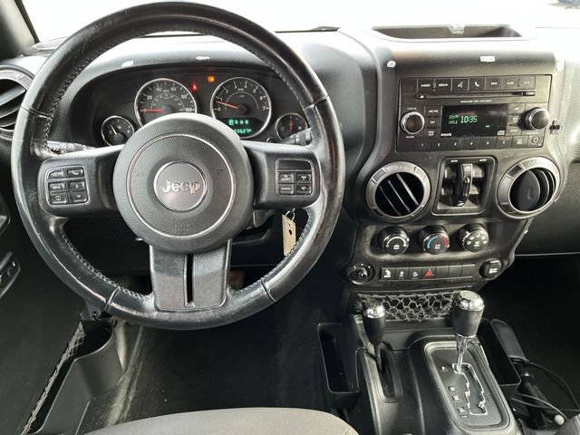 Used 2018 Jeep Wrangler Unlimited Sport S AWD/4WD image 12