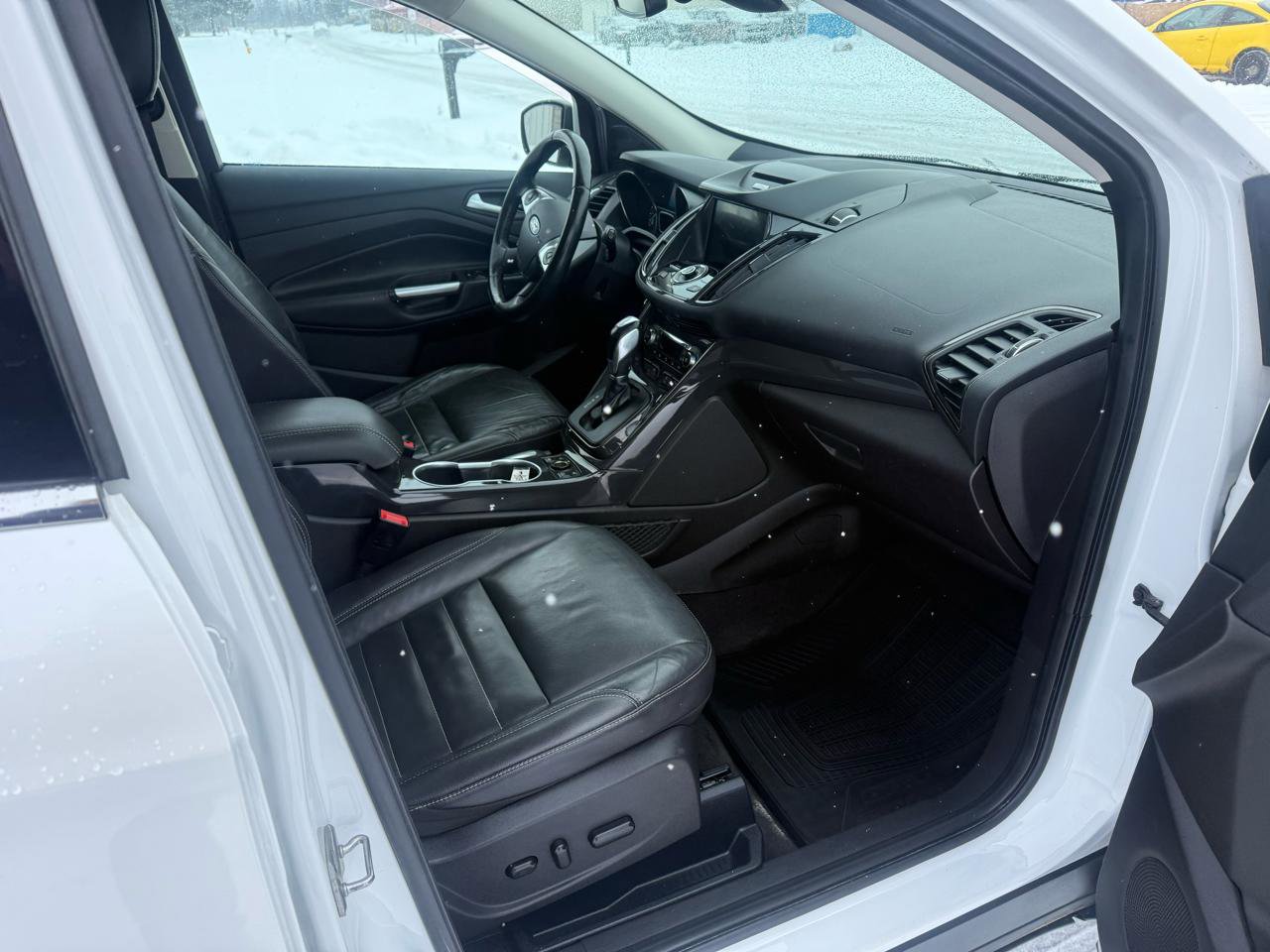 Used 2016 Ford Escape Titanium w/ Equipment Group 301A image 26