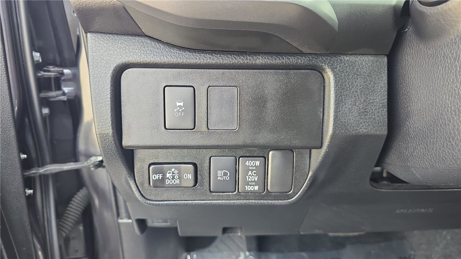 Used 2021 Toyota Tacoma TRD Off-Road AWD/4WD image 24