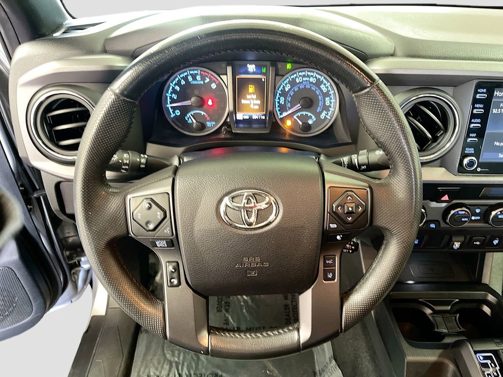 Used 2021 Toyota Tacoma TRD Off-Road image 12