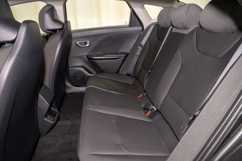 New 2026 Kia K4 LX image 9