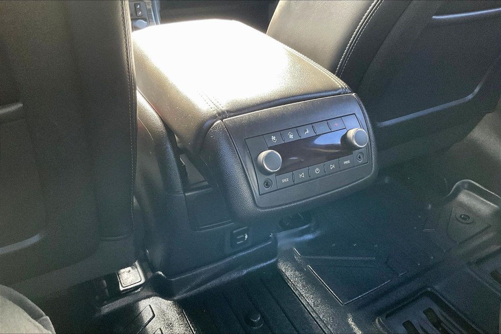 Used 2017 GMC Acadia Limited SLT AWD/4WD image 13