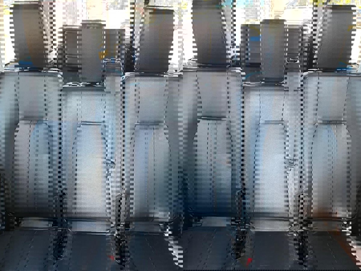 Used 2013 Land Rover LR4 HSE image 46