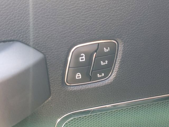 Certified 2022 Ford F350 Platinum image 11