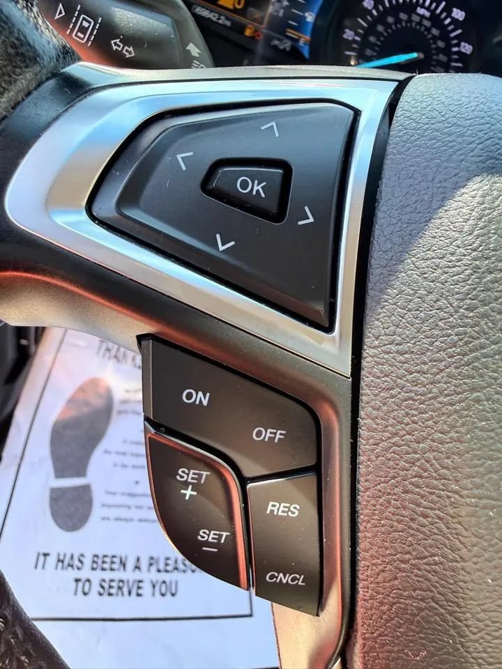 Used 2019 Ford Edge SEL w/ Equipment Group 201A FWD image 22