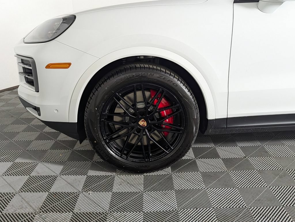 New 2026 Porsche Cayenne S AWD/4WD image 11