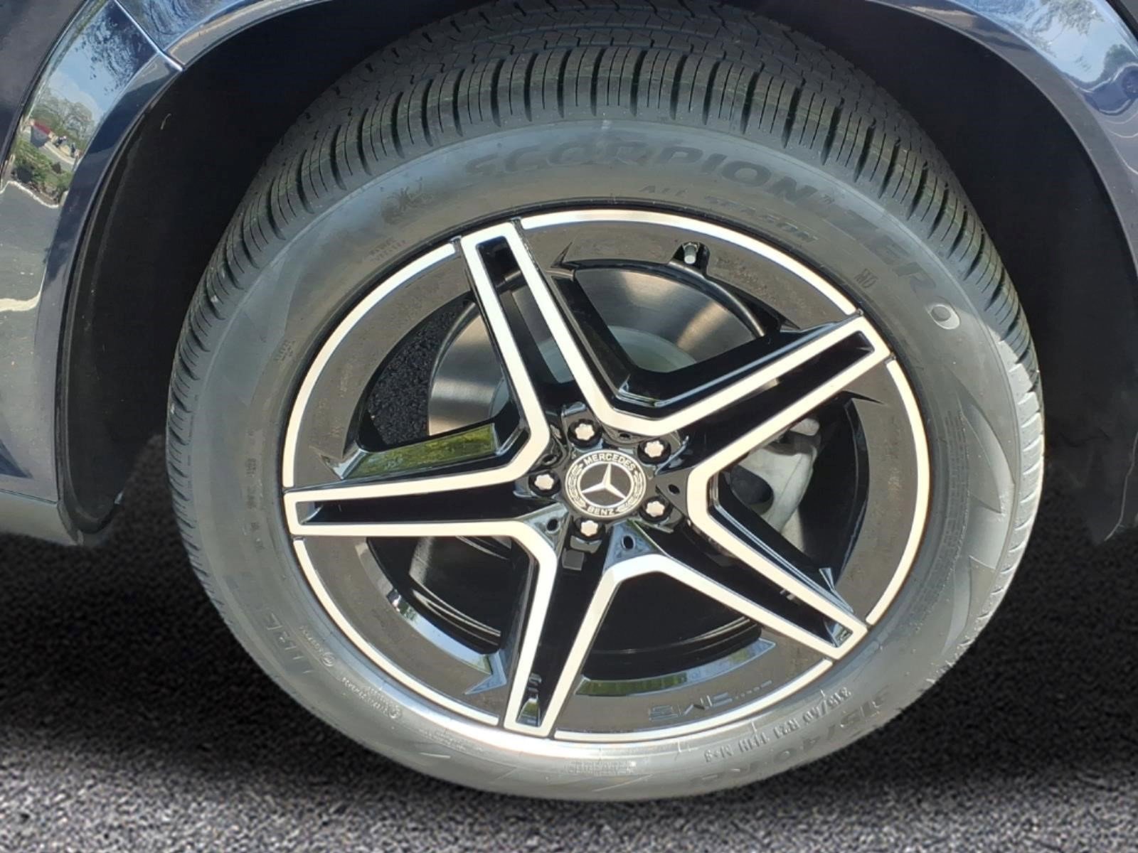 Certified 2022 Mercedes-Benz GLS 580 4MATIC image 10